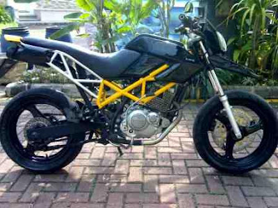 Suzuki Thunder 125 Modification 