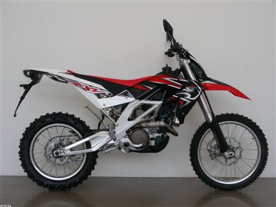 Gambar Aprilia RXV 4.5, 5.5 2009 Aprilia RXV 4.5, 5.5 2009 pic