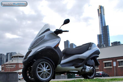 Piaggio MP3 250