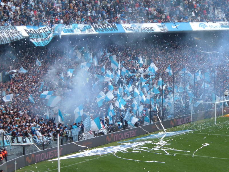 [Hinchada+Racing.jpg]