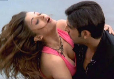 Bollywoods Hottest Kissing Scenes Pictures | Hot Bollywood Smooches Pictures Bollywoods Hottest Kissing Scenes Pictures | Hot Bollywood Smooches Pictures