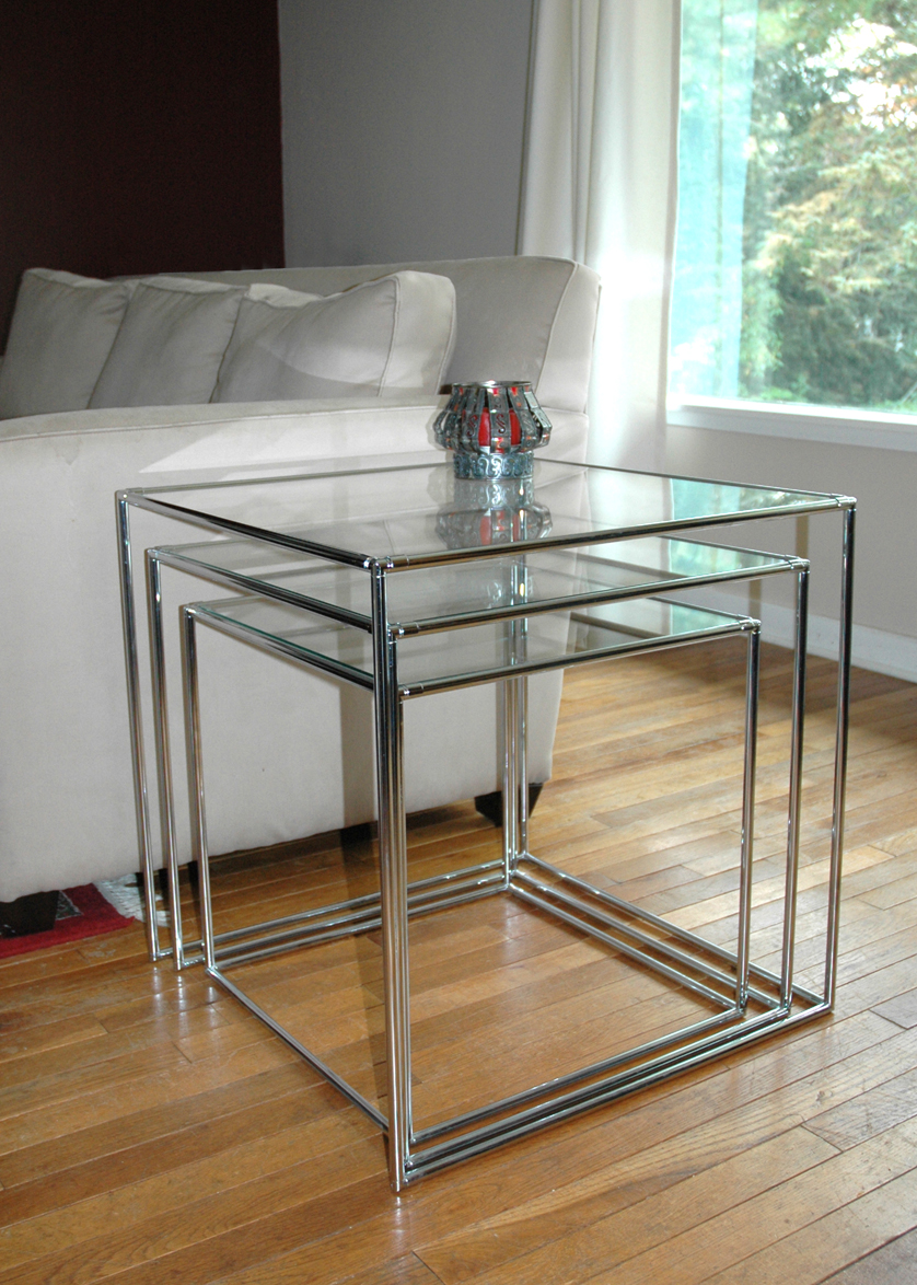 Consort Display Group abstractafurniturefeaturedinnewfall2010