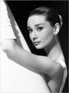 Audrey Hepburn, Beautiful Belles series, fashion icon, beauty icon, iconic women, celebrity, Breakfast at Tiffany's, Holly Golightly