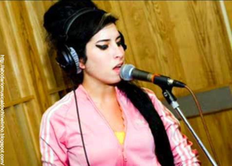 [Amy+Winehouse+59.jpg]