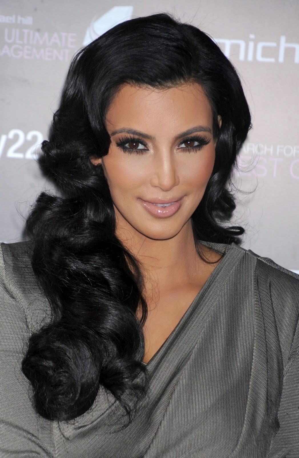 Glamorous Long Waves Glamorous Long Waves