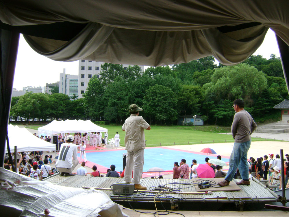 [DSC00909a.jpg]