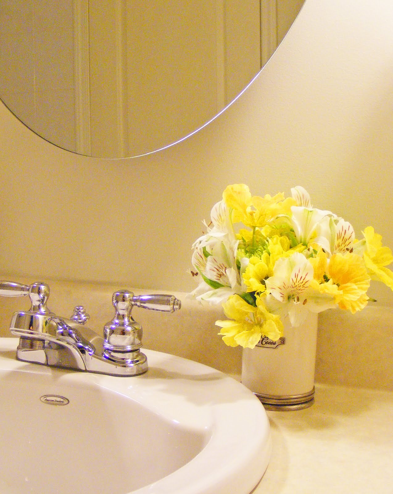 FLowers on Friday Bathroom