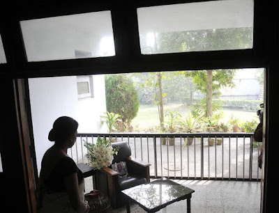 Jyoti Basu home Photos