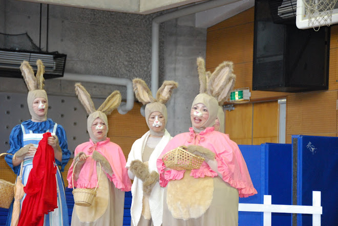 Sping Traveling Show "The Tale of Peter Rabbit and Benjamin Bunny"