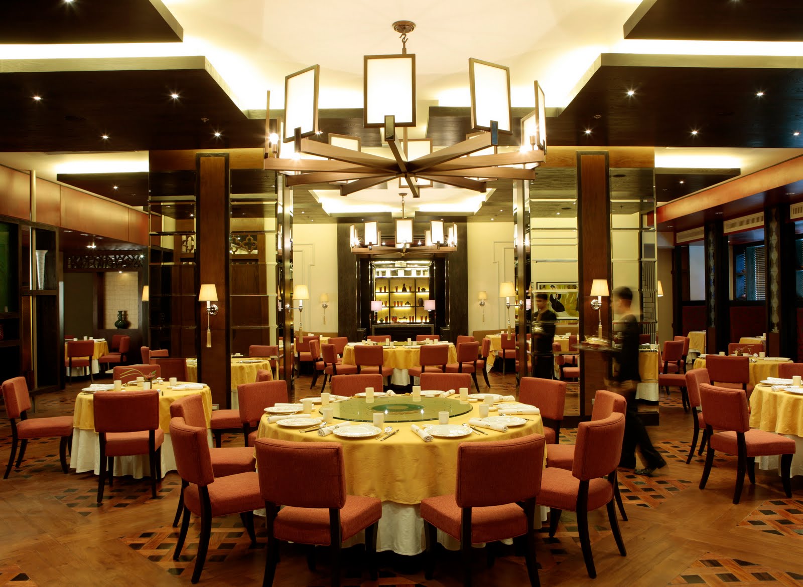 lovely miss piggy Jasmine Restaurant, New World Makati Hotel