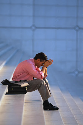 http://2.bp.blogspot.com/_BYvJhQ75HXA/TPLSn2umNyI/AAAAAAAAAZ8/qiO7mcQhKsA/s1600/Depression+Man.jpg