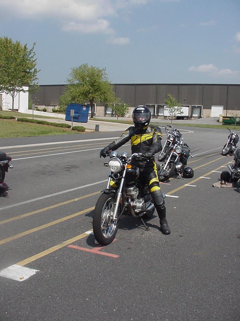 [Rick_Motorcycle_Class_Beginner_767.JPG]