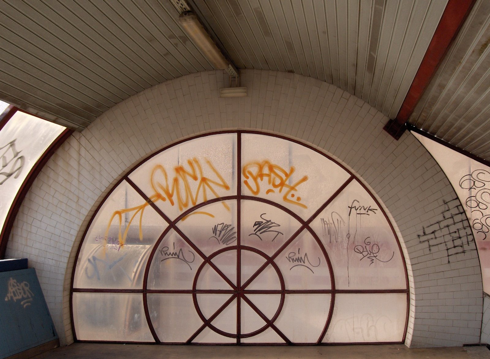 [Lisboa+SOS+095.JPG]