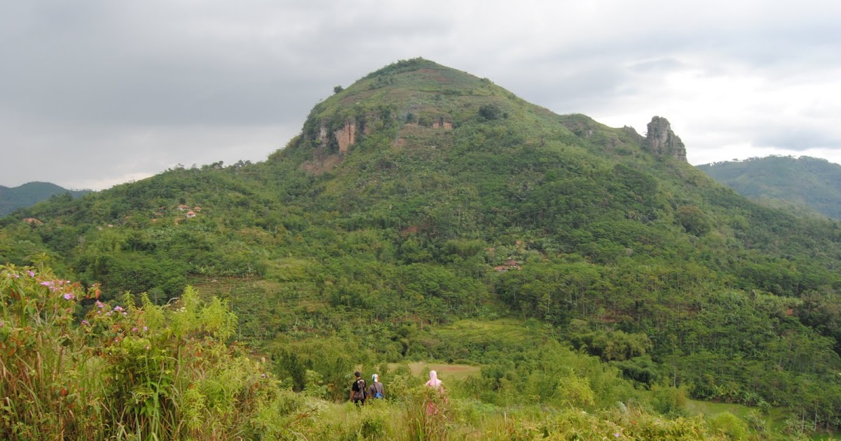 GUNUNG BULEUD & BATU NINI (Antara Kabungah Jeung Kahariwang) - Rohangan