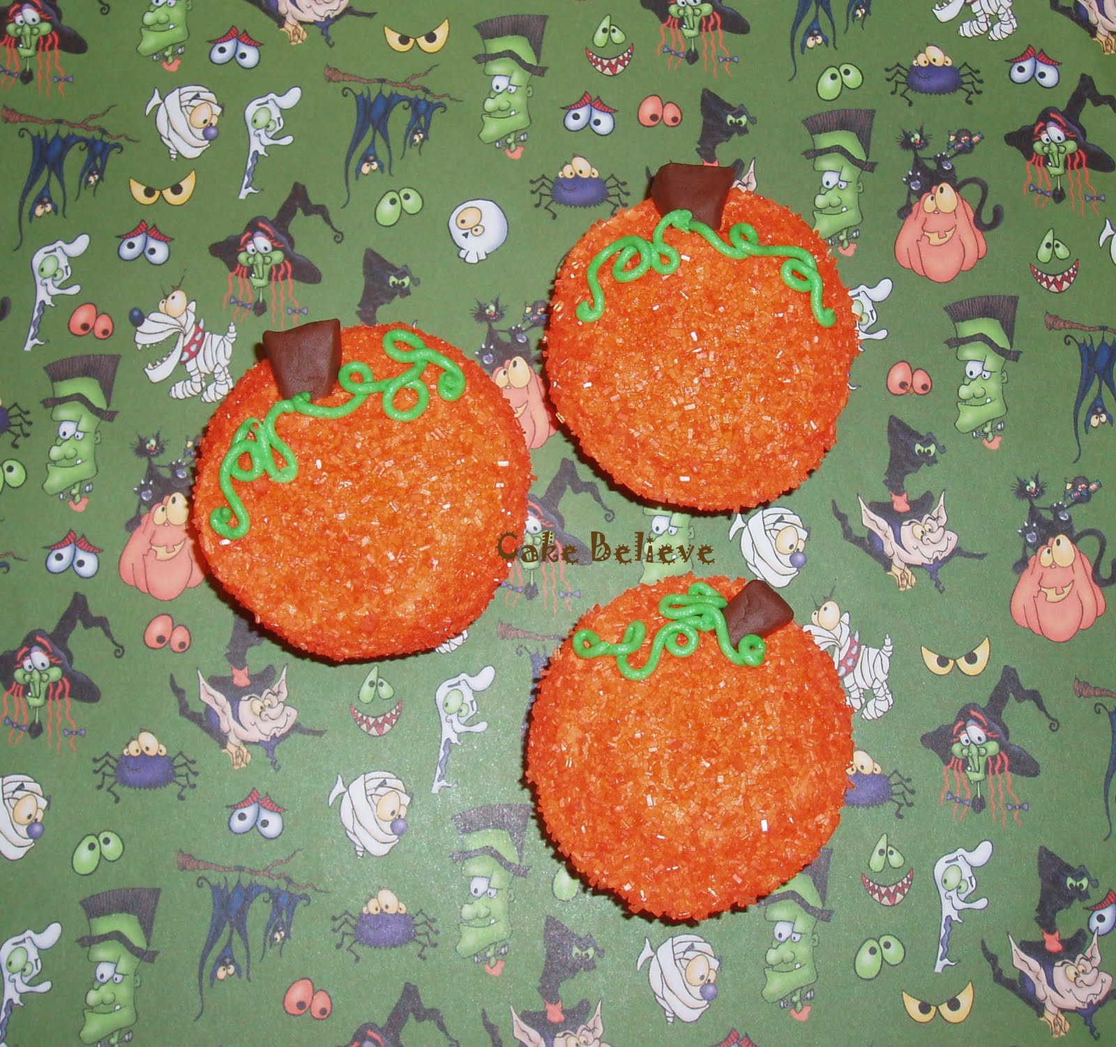 [pumpkin+cupcakes.jpg]