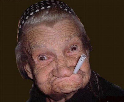 abuela-fuma