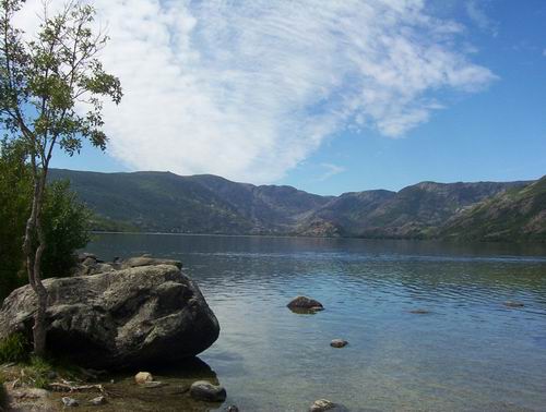 El Lago  ~ Lago+de+Sanabria