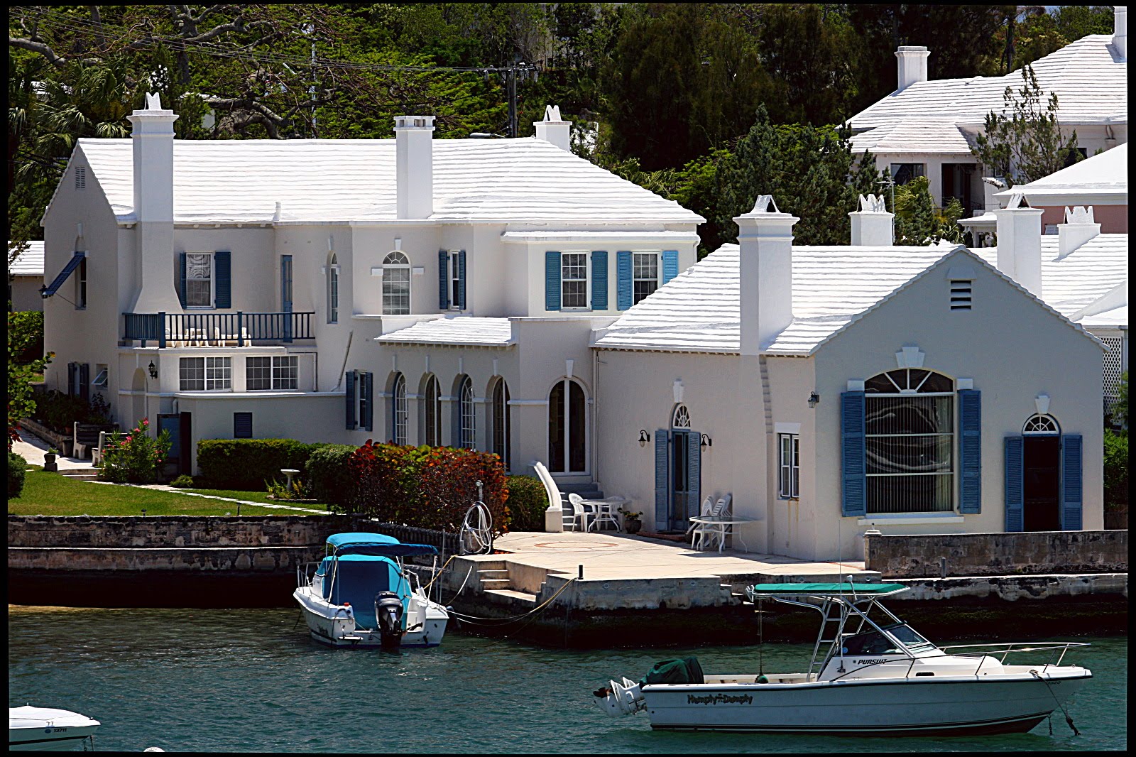 Housepeepers BERMUDA HOUSES