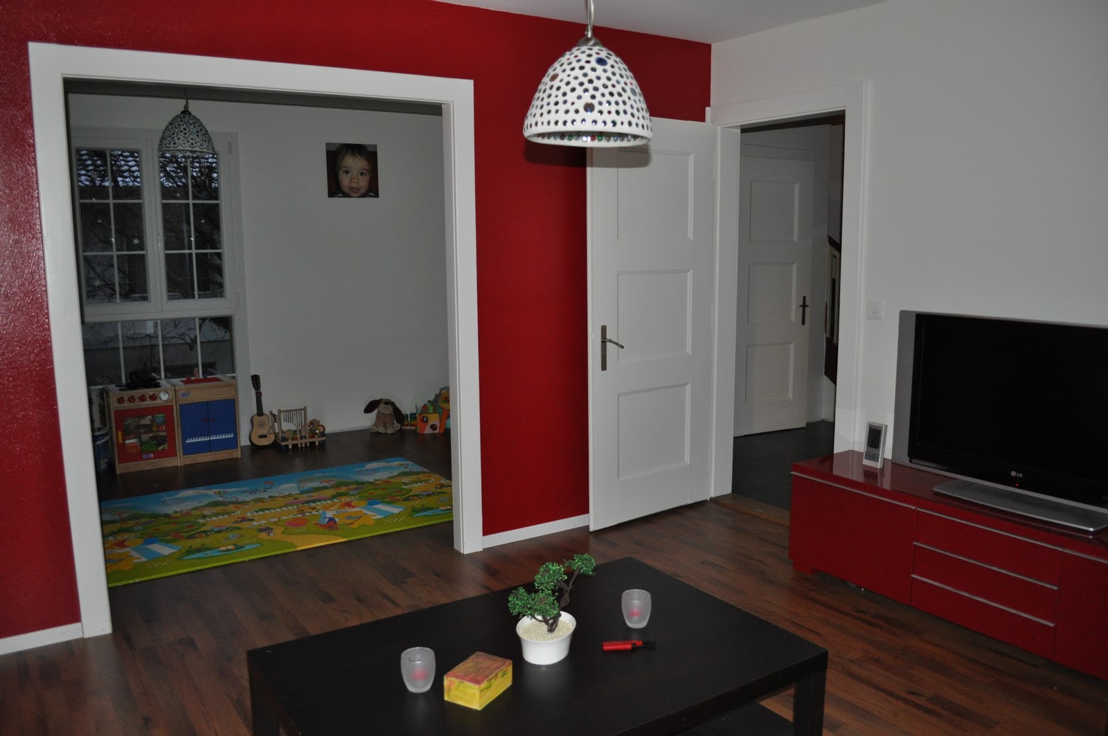 Cuisine moderne blanche et rouge: cuisines ultra colorees ...
