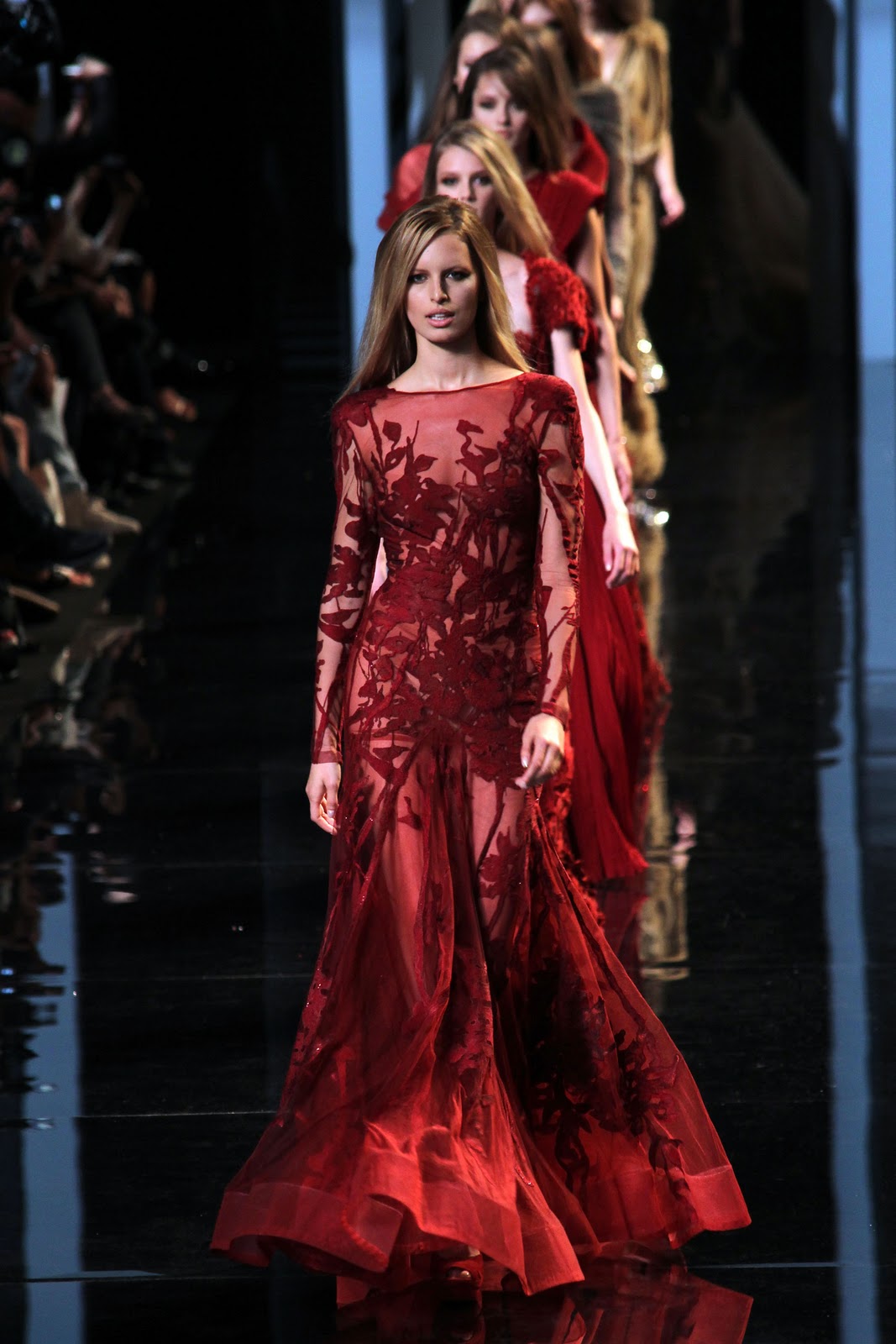 LEAD THE RUNWAY: Karolina Kurkova for Elie Saab