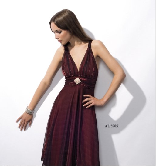 Knowing how to dress for a wedding reception is important Knowing how to dress for a wedding reception is important