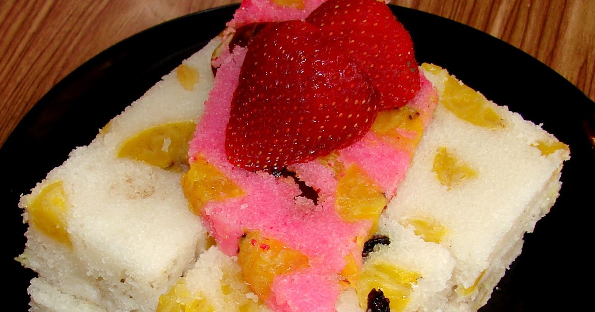 Vattayappam/ Steamed Rice Cake with Strawberry