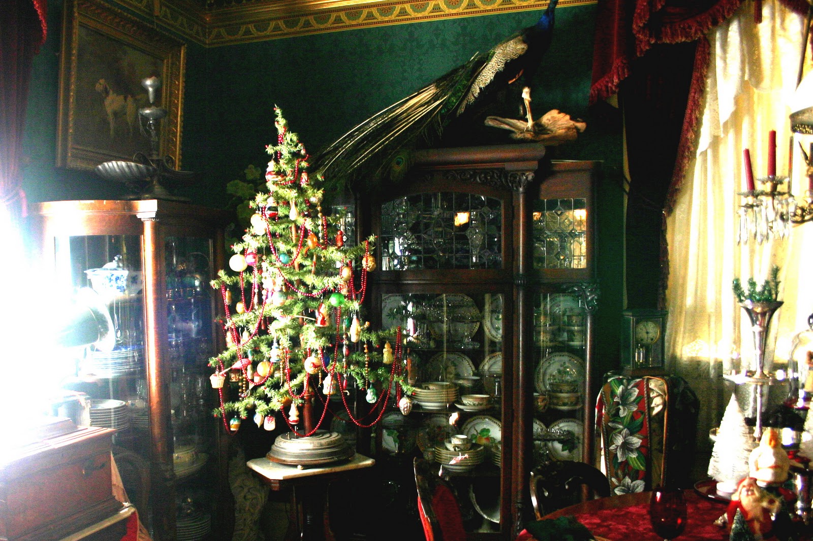 the big yellow house The Gardener's Cottage