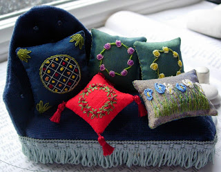 tiny cushions