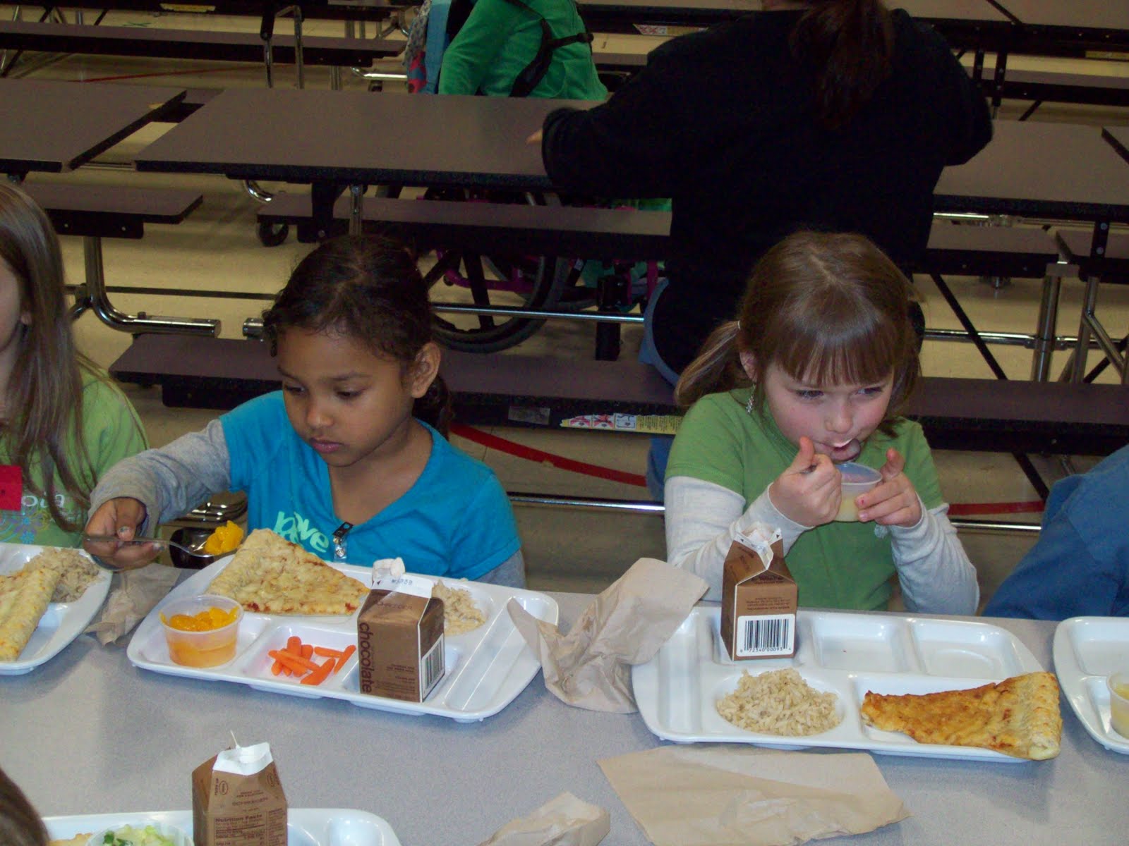 Mrs.Kapsner's Kindergarten Class Getting Ready for 1st Grade LUNCH at