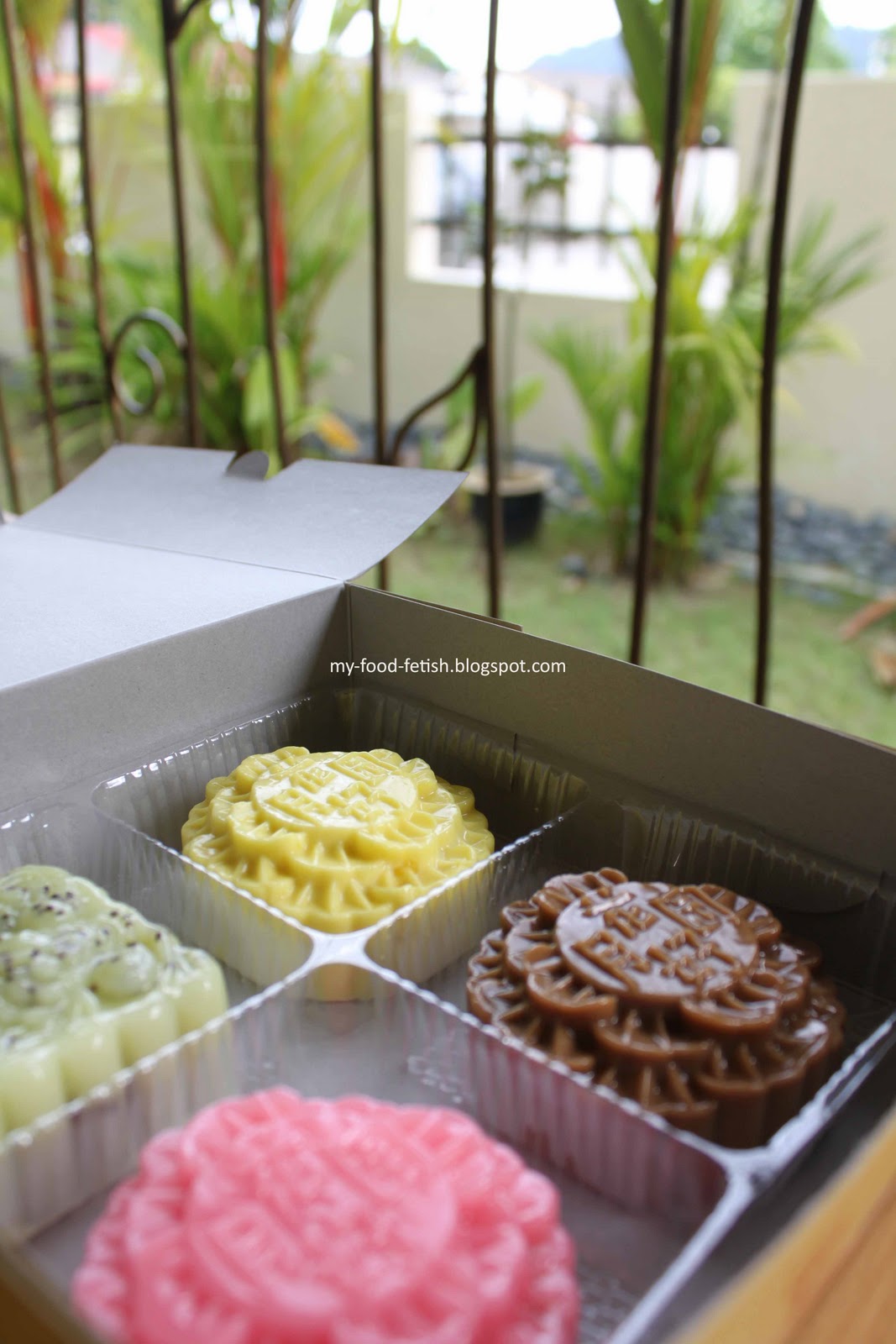 My Food Fetish Starduzz Jelly Mooncakes to celebrate the MidAutumn