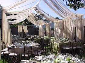 Bustled Blog: Perfect Backyard Weddings
