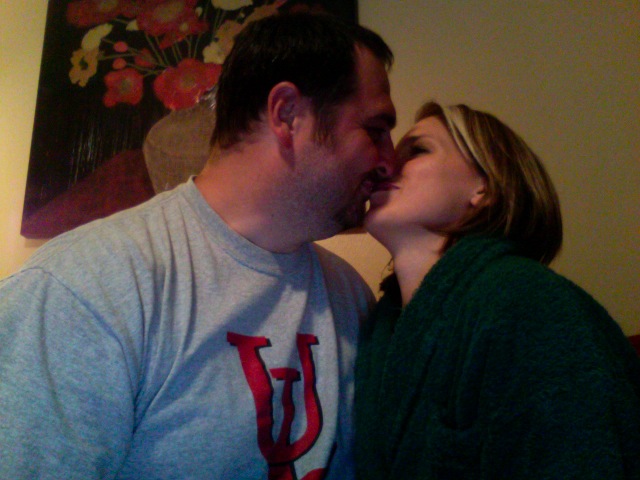 [kiss.jpg]
