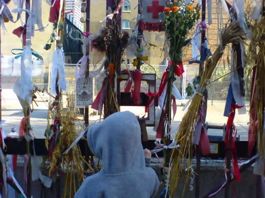 [crossbones-graveyard.jpg]