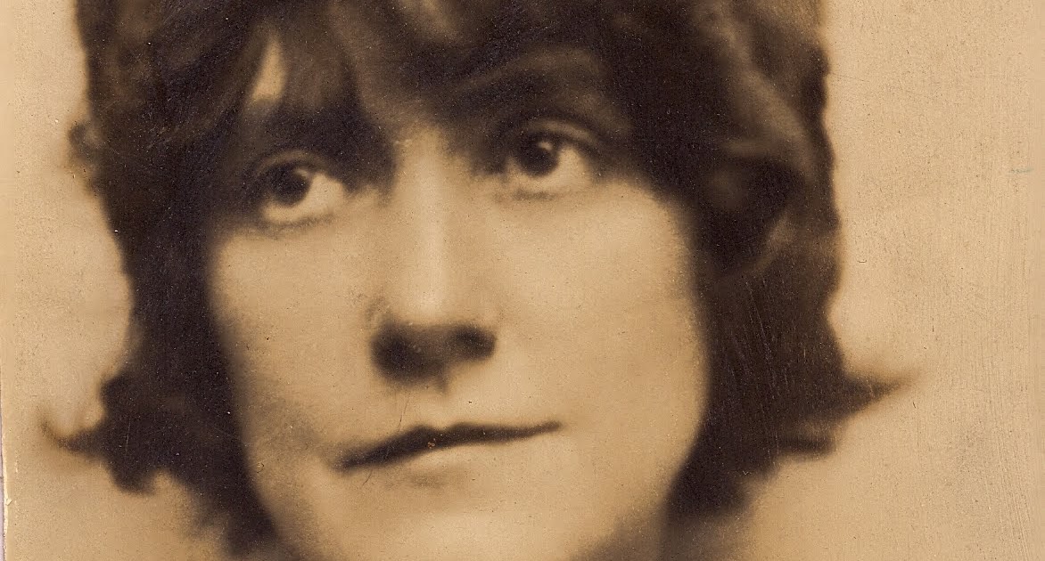 the unhappy lives of the women in the play trifles by susan glaspell And found this unhappy relation the writer susan glaspell through her play “trifles” gives men of my country dominate the lives of the women by not. the unhappy lives of the women in the play trifles by susan glaspell And found this unhappy relation the writer susan glaspell through her play “trifles” gives men of my country dominate the lives of the women by not.