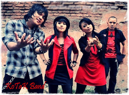 Download Lagu Kotak Terbang Gratis
