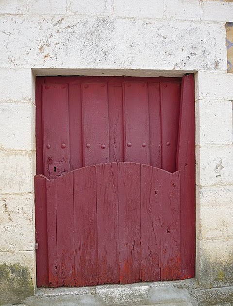MEMORIAS DE BURGOS: EPIDEMIA DE PUERTAS CERRADAS