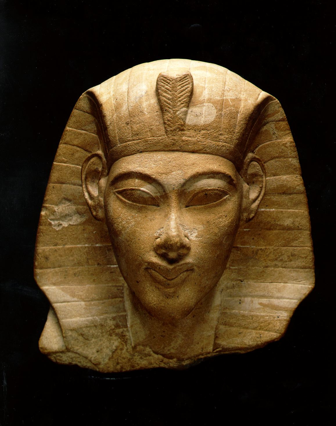 Nós, os Cachorros - No Japão: Imagens de Akhenaton (Akenaton, Amenhotep IV)
