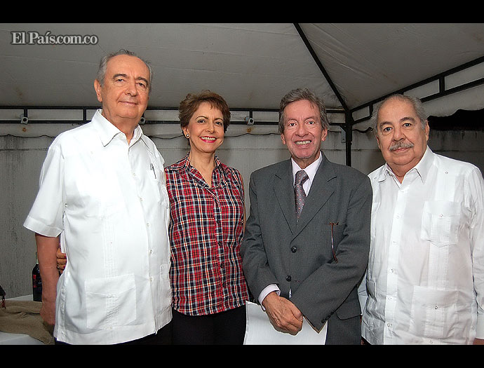 http://2.bp.blogspot.com/_CEF3tZ9qSNo/TOWI97Svn2I/AAAAAAAAMmM/LrwNhNpby9E/s1600/6.jpg