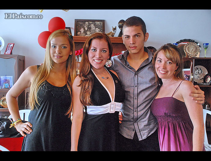 http://2.bp.blogspot.com/_CEF3tZ9qSNo/TOWJFUWVn4I/AAAAAAAAMmc/V1OAJ8PcAUE/s1600/4.jpg
