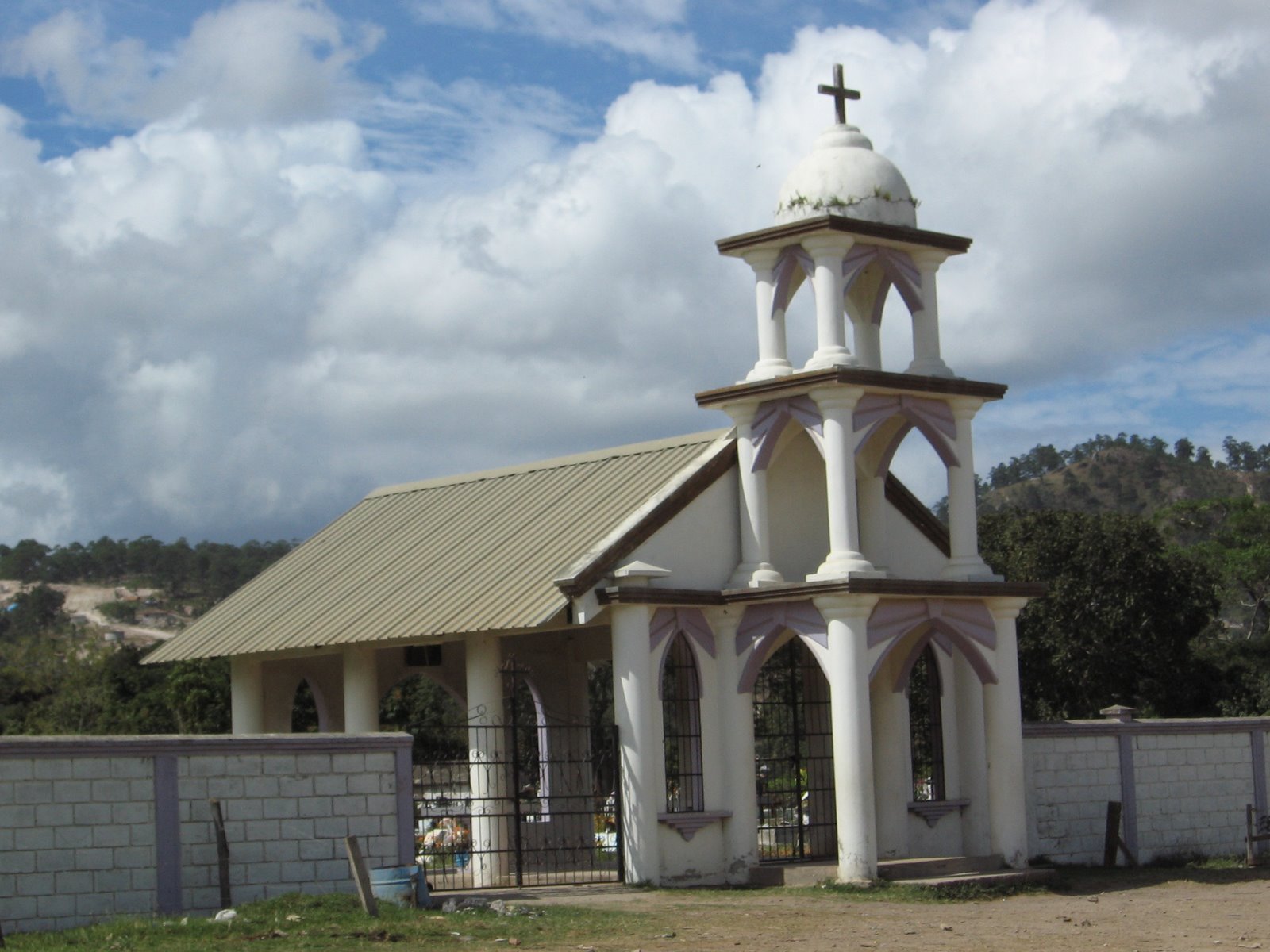 [Cemetary+001.jpg]