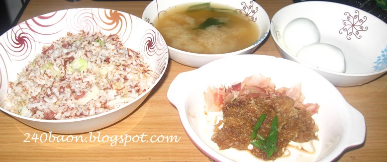 [corned+beef+rice,+soft+tofu+with+bonito+flakes,hard+boiled+eggs,+miso+soup.jpg]