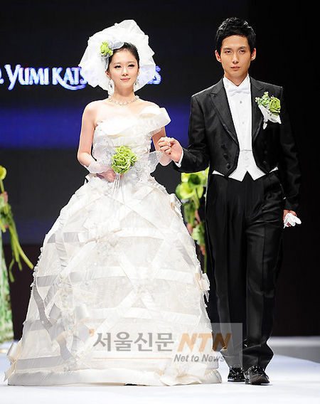 jang nara husband Gallery