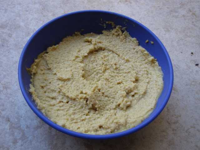 [hummus.jpg]