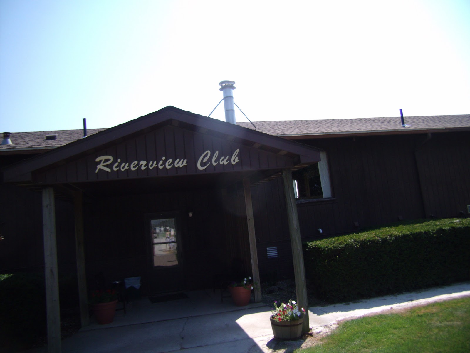 Williams Family The Riverview Club in Keosauqua