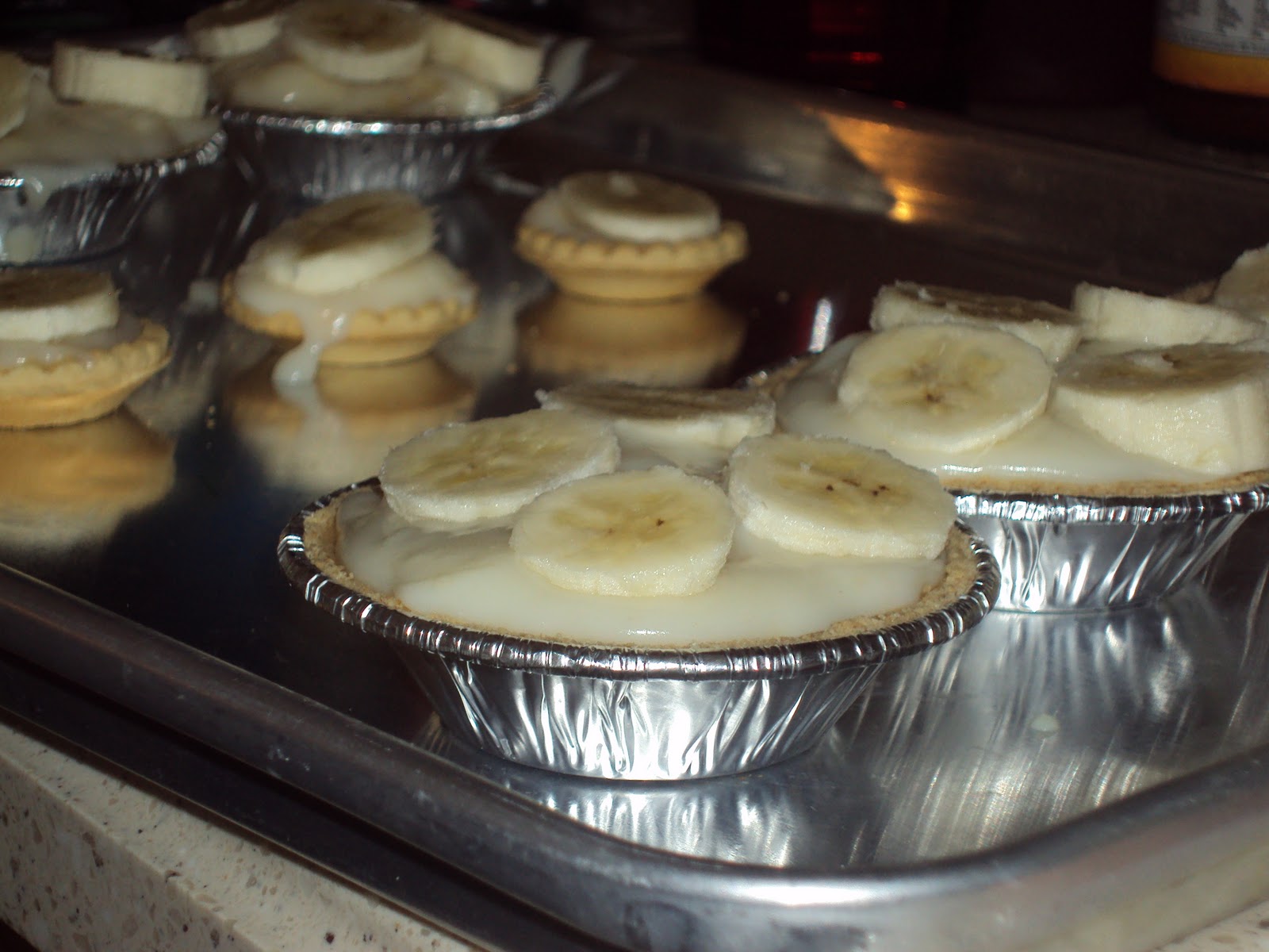 RadTastic SUPER SIMPLE Eggless Banana Cream Pie!