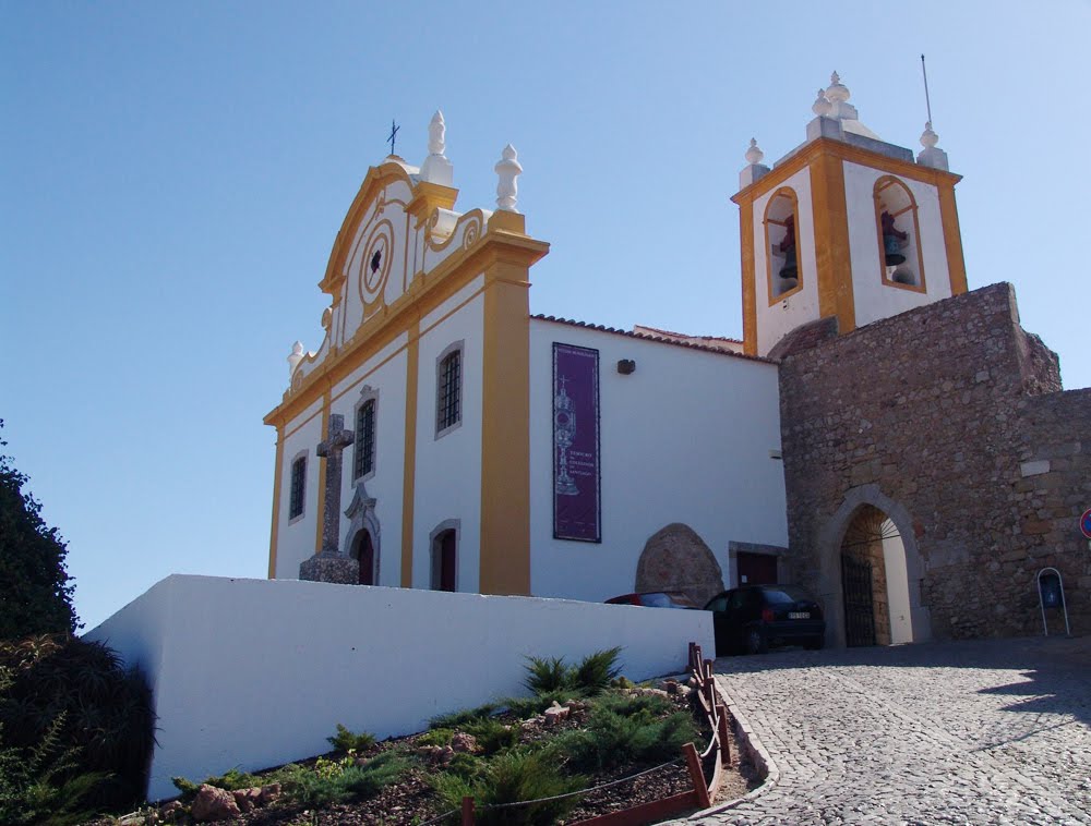 [MATRIZ+SANTIAGO+CACÉM.JPG]