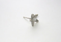 silver stud flower earring