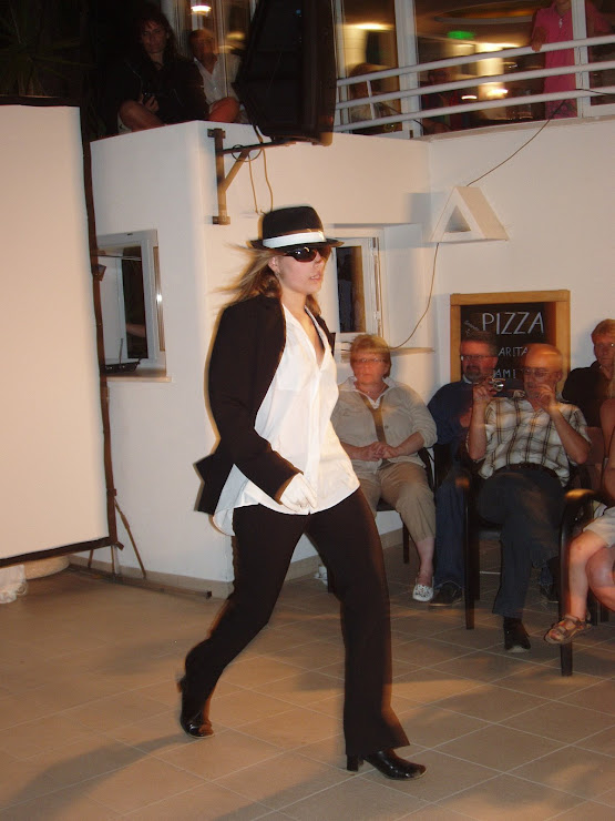 Michael Jackson,desfile de la moda a través de la historia