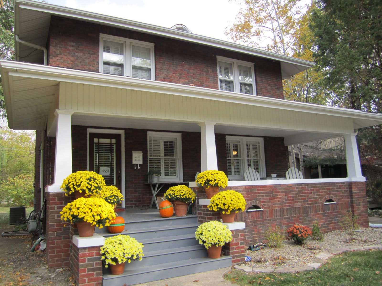 Life at the Little Brick House Still in LOVE with our little brick house!