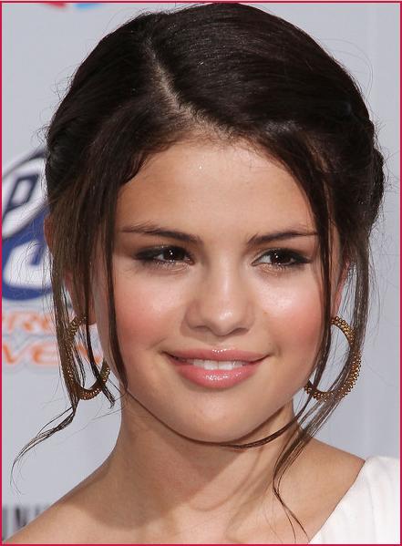 Selena Gomez Style Hairstyles, Long Hairstyle 2011, Hairstyle 2011, New Long Hairstyle 2011, Celebrity Long Hairstyles 2094